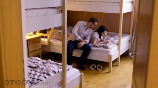 Lady Dee forró fiatal kalandja kíméletlen akcióval