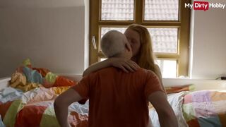 Világos Szőke tinédzser nyögés míg az vén megdugja a pináját