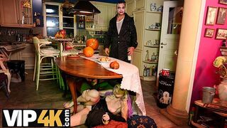 Cseh korosodó cosplay csábítás non-pg party hangulatban