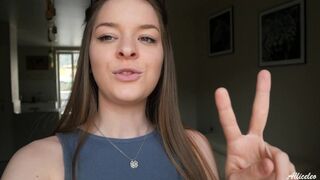 Nyerd meg az ingyenes privát élő show-t! gyors kufircolás a mosogató ellen a finom napsugarak között